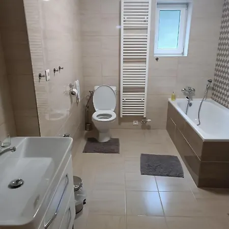 شقة Juraj